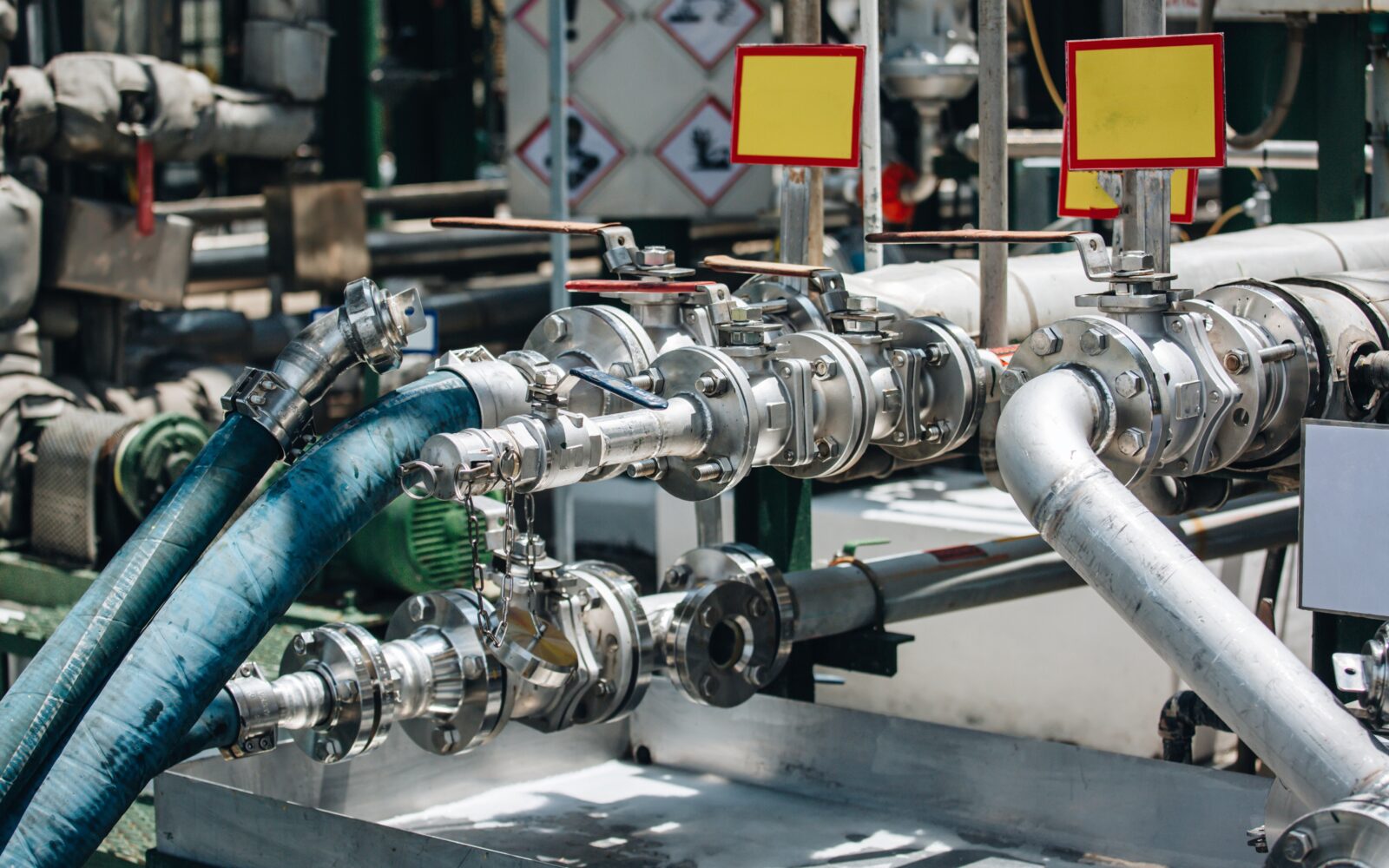 How to Select the Best Chemical-Resistant Hose for Your Application
